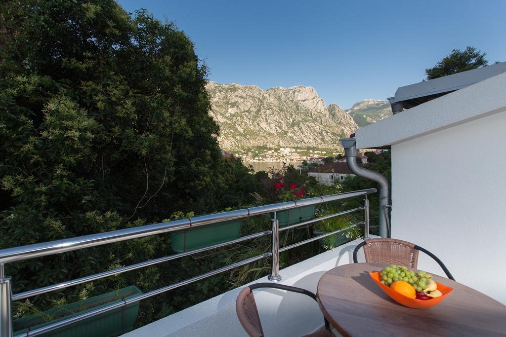 Djurovic Apartments Montenegro Котор Экстерьер фото