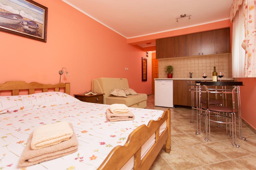 Djurovic Apartments Montenegro Котор Экстерьер фото