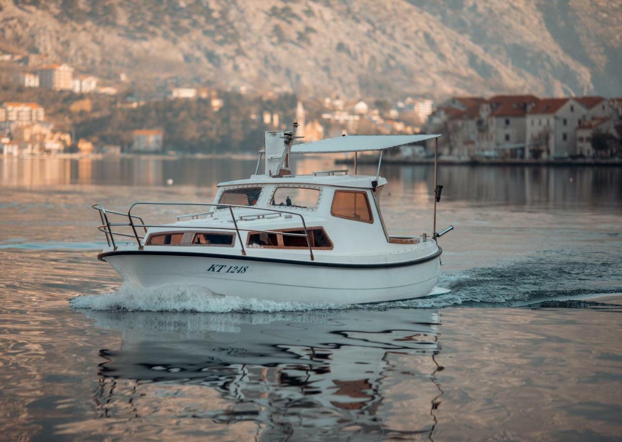 Djurovic Apartments Montenegro Котор Экстерьер фото